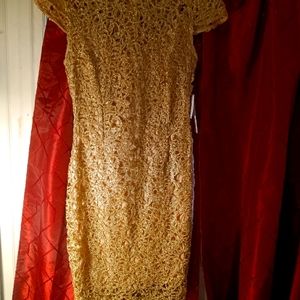 Premier Amour gold dress size 6 gold